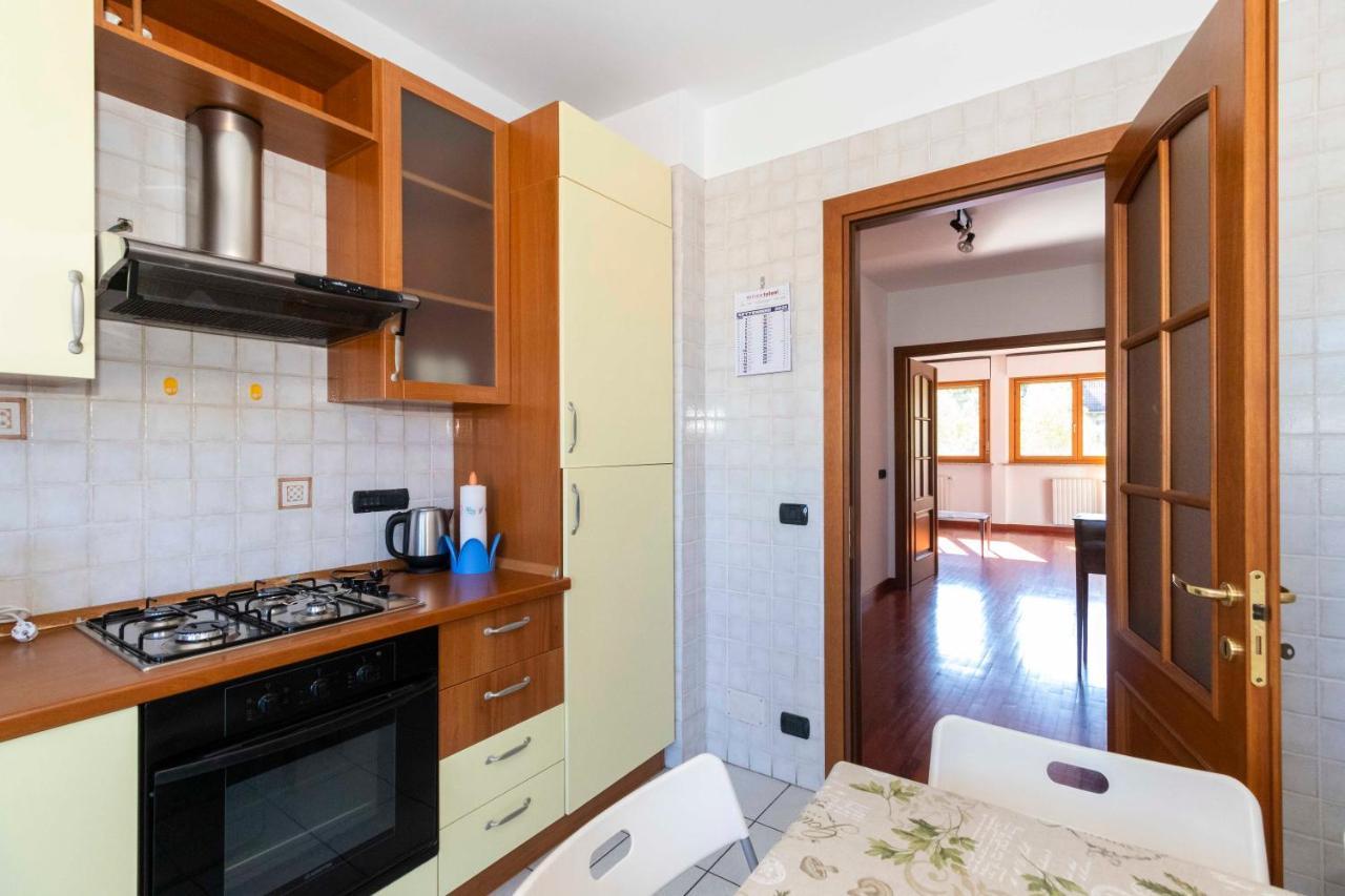 Cozy&Spacious Apt 2 Min Walk From The Tram Stop! Apartamento Turim Exterior foto